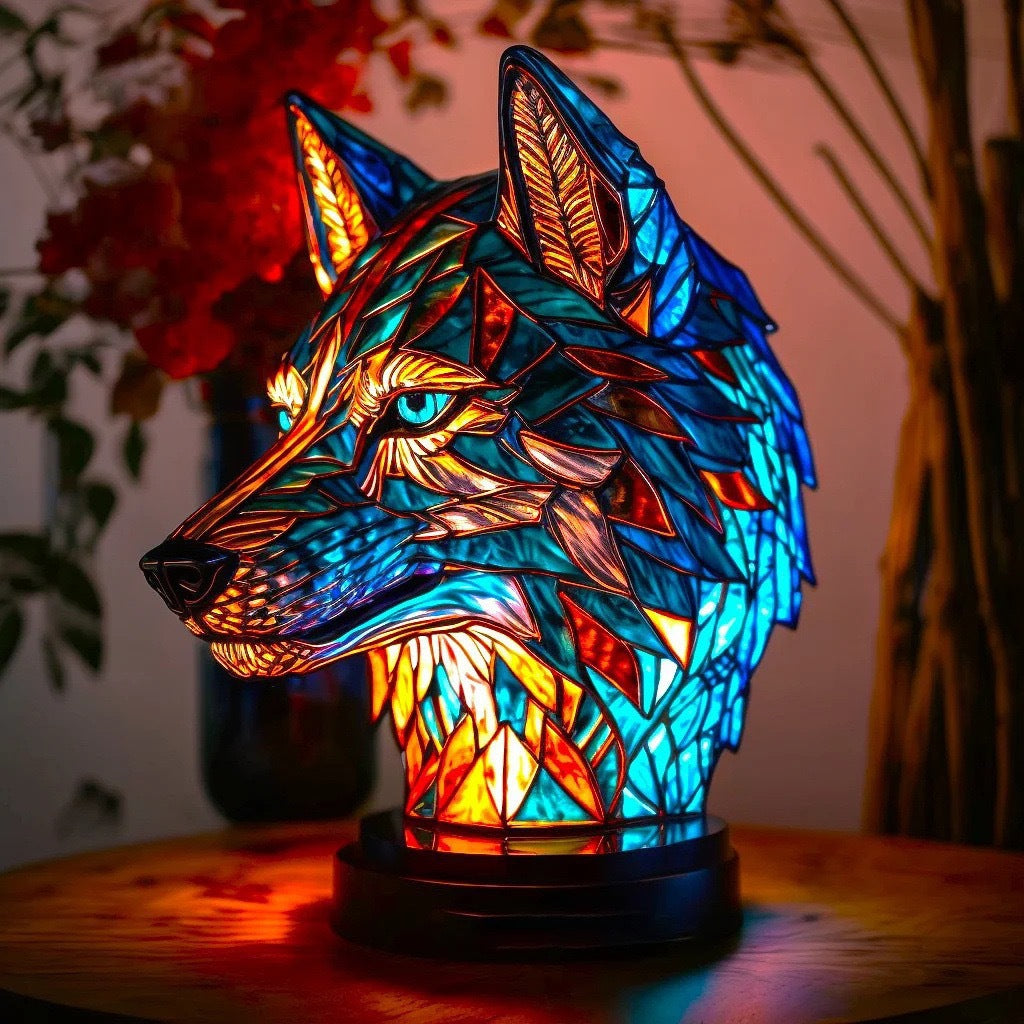 Shadow | Powerful Color Wolf Lamp