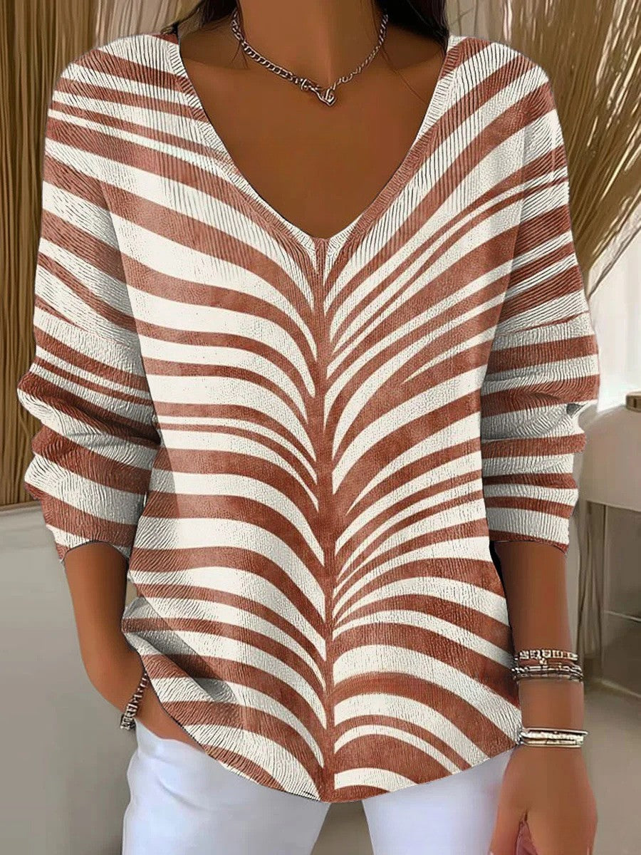 VALERIE | Elegant Patterned V-Neck Sweater