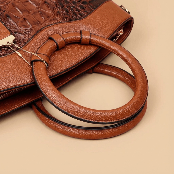 Clara | Classic Everyday Handbag